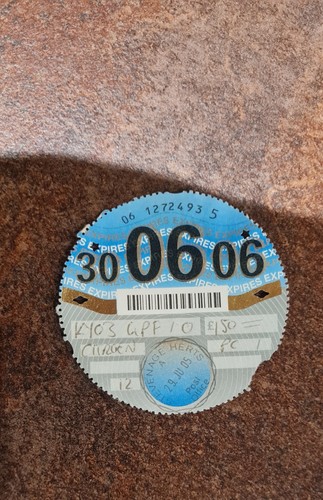 Car tax disc 2006 - car,