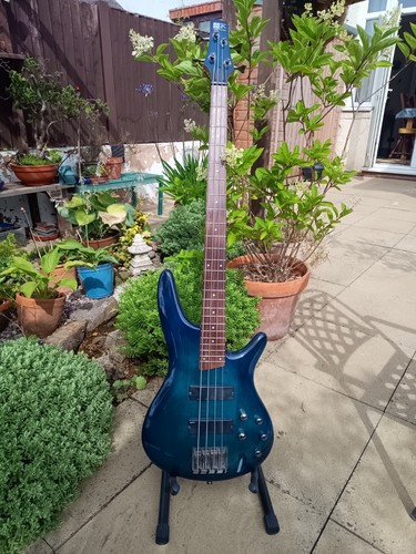 Bass guitar ibanez - bass,