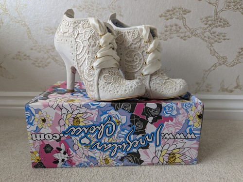 Irregular choice cream lace - cream,