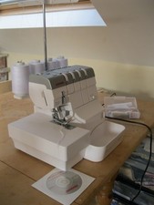 Janome AirThread 2000D