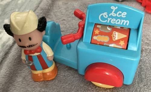 Happyland ice cream - vehicle, &