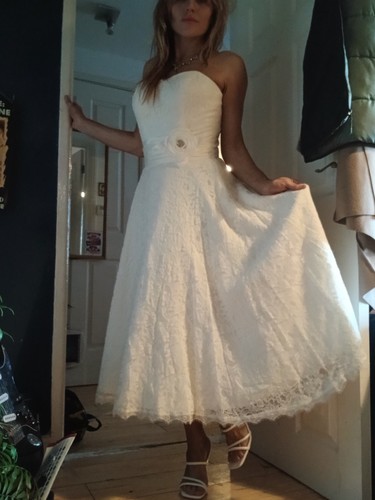 Wedding dress size - size, 10/12