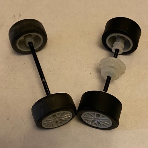 Scalextric silver wheels - , &