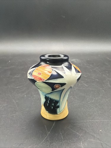 Moorcroft 1991 miniature - moorcroft,