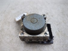 2010 NISSAN NOTE N-TEC Manual HR16DE 1.6L ABS Pump 