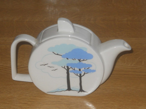 Swineside teapottery with - ,