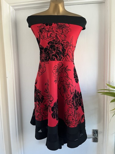 Quiz size red black - &,