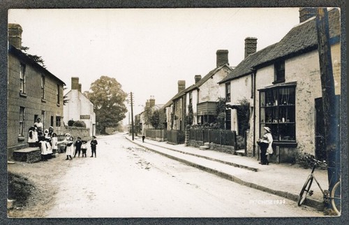 Huntley gloucester shops - huntley, rd