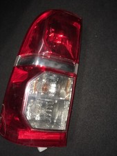 #2015 Toyota Hilux  passenger Side Rear Light [damaged] check the photos please