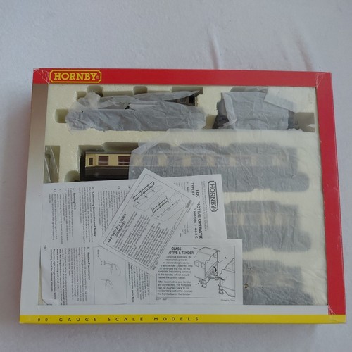 Boxed hornby r2025 - boxed,