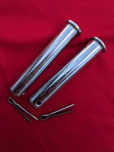 Two levelling box clevis pin - levelling,