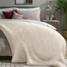 Habitat Faux Fur Plain Bed
