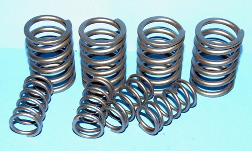 0439 valve spring - 67-0439/40,