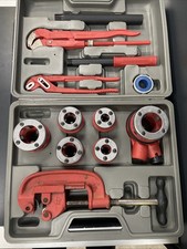 Plumbers Steel Pipe Threading