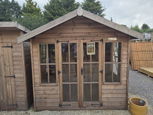 Wooden summerhouse - 6, 8