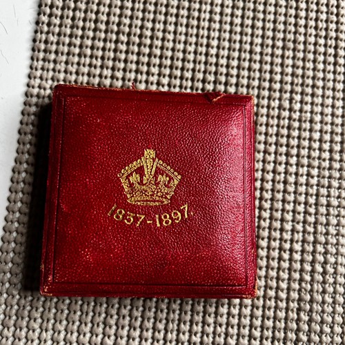 1897 queen victoria diamond - queen,