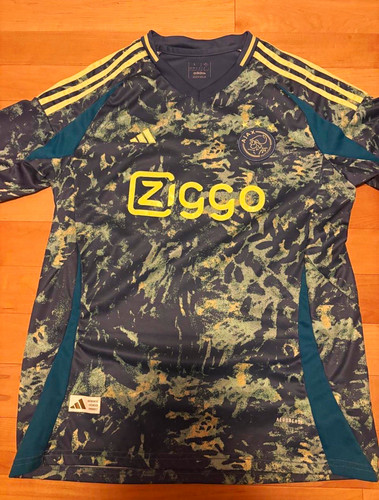 Ajax away jersey size l - ajax,