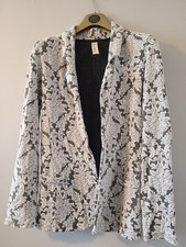 Next white and black, brocade