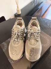 Versace chain reaction