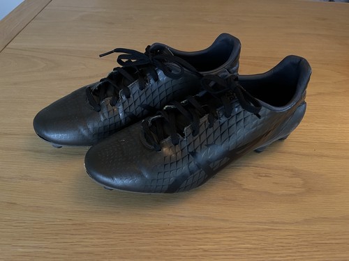 Asics menace football - 4,