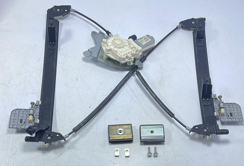 1364135 front window regulator - front,
