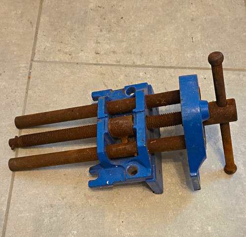Record woodworking vise - 52,