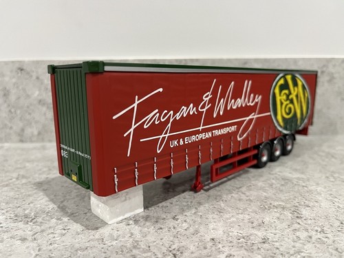 Corgi tri axle curtainside - corgi, tri-axle