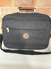  Carlton InternationalSmall