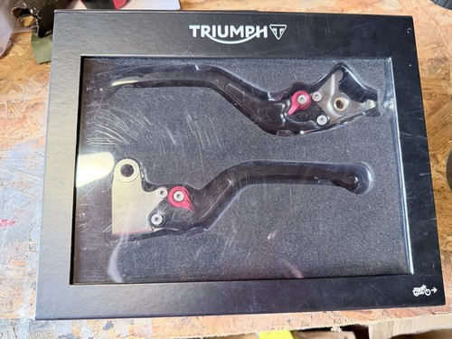 Genuine triumph street triple - genuine,