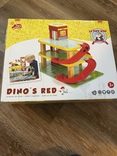 Le Toy Van Dinos Garage Car