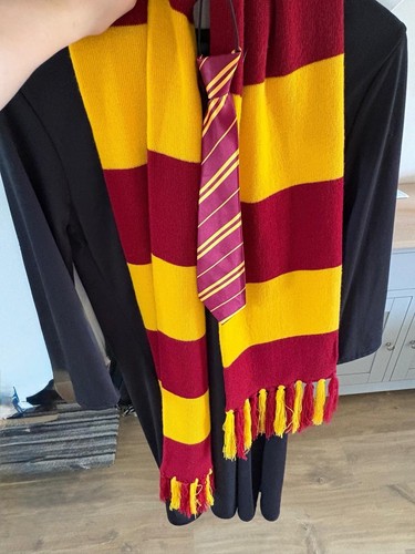 Harry potter robes tie and - potter, robes,