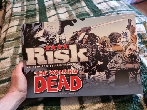 Risk 2013 the walking - risk,