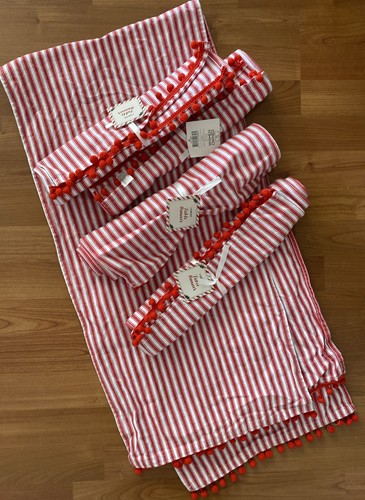 Target table runner - target,