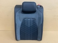 VW GOLF R MK8 PASSENGER SIDE