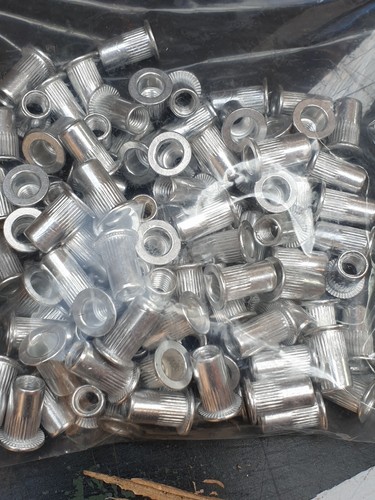 Aluminium rivnuts knurled - -,