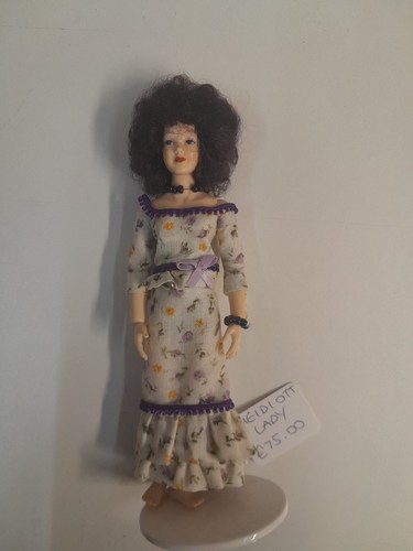 Dolls house heidi ott lady - dolls,