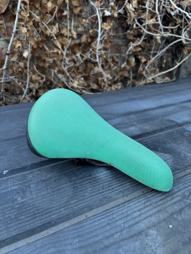 Old mid school bmx - saddle, seat