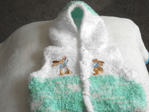 Hand knitted mint - hand,