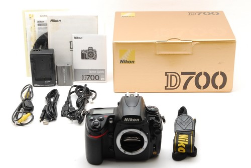 Near mint nikon - d700, 12.1mp