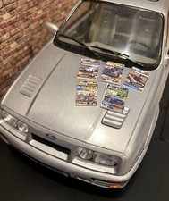 1/18 Ford Garage Diorama Car