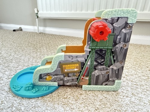 Thomas the tank - tank, train