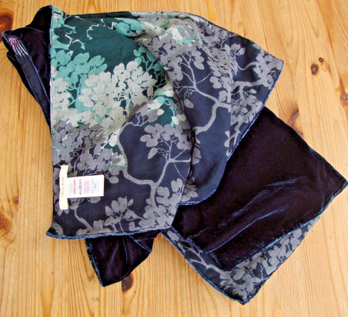 White stuff velvet printed - white,