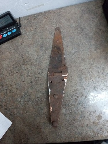 Rustic hinge barn find - 1, )