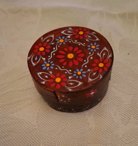 Vintage hand painted - folk, art