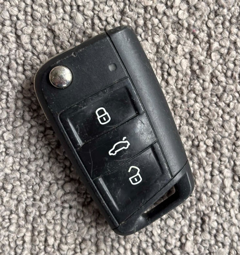 Genuine skoda button remote - button,