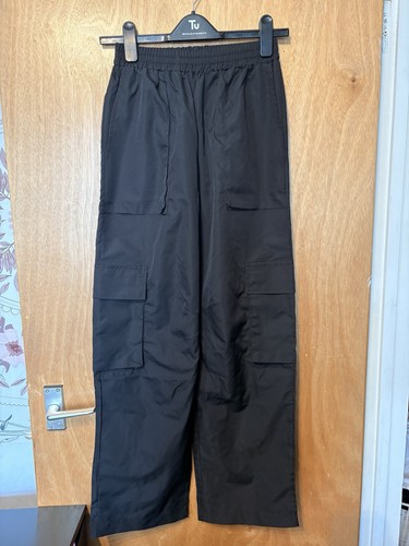 Black cargo trousers - size, s