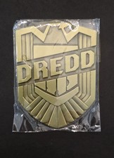  JUDGE DREDD SHIELD DISPLAY