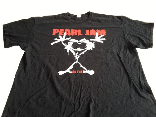 Pearl jam alive shirt - jam,