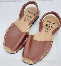 Avarca Menorcan Women's Tan