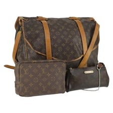 LOUIS VUITTON Monogram